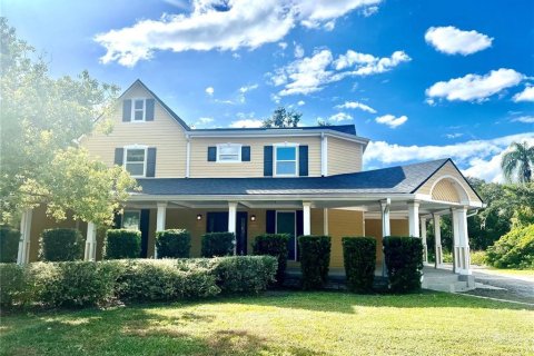 Villa ou maison à louer à Palm Harbor, Floride: 5 chambres, 296.92 m2 № 1717171 - photo 1
