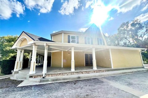 Villa ou maison à louer à Palm Harbor, Floride: 5 chambres, 296.92 m2 № 1717171 - photo 8