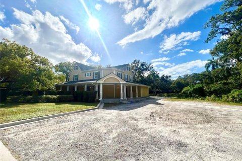 Villa ou maison à louer à Palm Harbor, Floride: 5 chambres, 296.92 m2 № 1717171 - photo 7