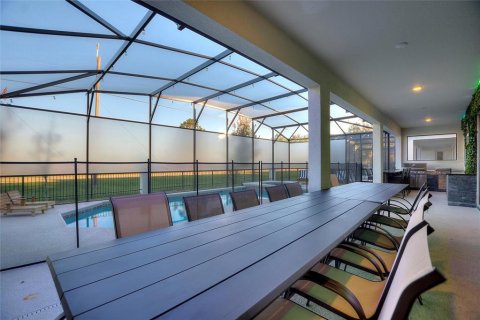 Casa en venta en Kissimmee, Florida, 15 dormitorios, 580.55 m2 № 1877219 - foto 7