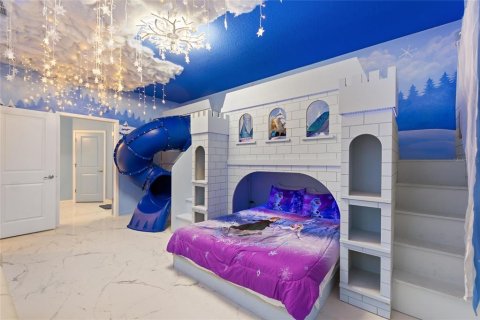 Casa en venta en Kissimmee, Florida, 15 dormitorios, 580.55 m2 № 1877219 - foto 15