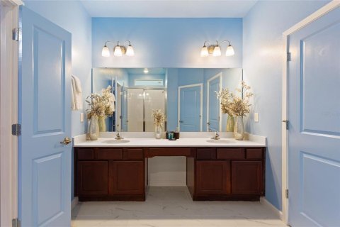 Casa en venta en Kissimmee, Florida, 15 dormitorios, 580.55 m2 № 1877219 - foto 17