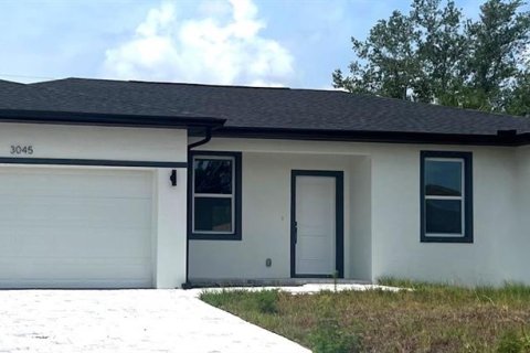 Villa ou maison à vendre à Port Charlotte, Floride: 4 chambres, 143.72 m2 № 1677846 - photo 1