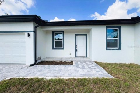 Villa ou maison à vendre à Port Charlotte, Floride: 4 chambres, 143.72 m2 № 1677846 - photo 5