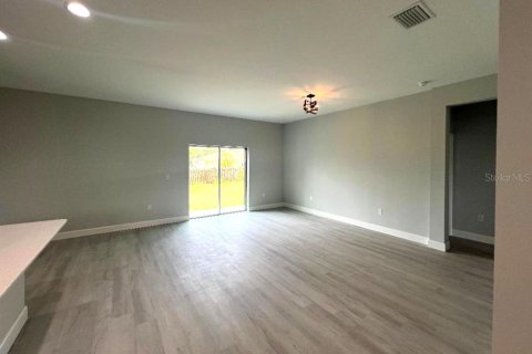 Villa ou maison à vendre à Port Charlotte, Floride: 4 chambres, 143.72 m2 № 1677846 - photo 13