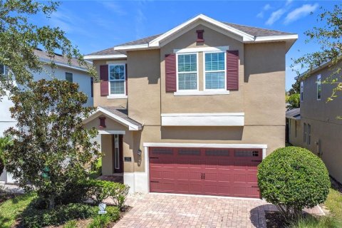 Casa en venta en Kissimmee, Florida, 8 dormitorios, 315.96 m2 № 1909499 - foto 3
