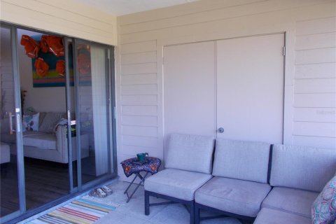 Condo in Mulberry, Florida, 2 bedrooms  № 1648918 - photo 24