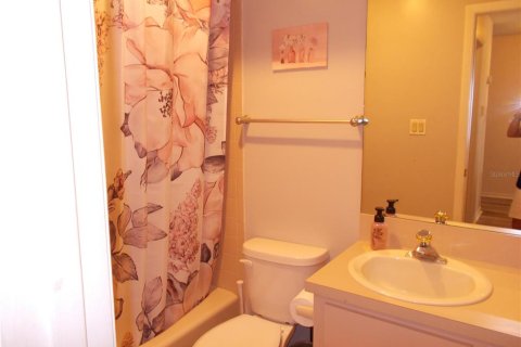 Condo in Mulberry, Florida, 2 bedrooms  № 1648918 - photo 22