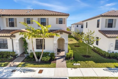 Townhouse in Homestead, Florida 3 bedrooms, 123.37 sq.m. № 1871289 - photo 1