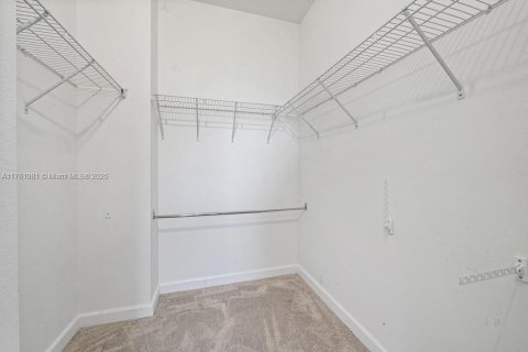 Townhouse in Homestead, Florida 3 bedrooms, 123.37 sq.m. № 1871289 - photo 22