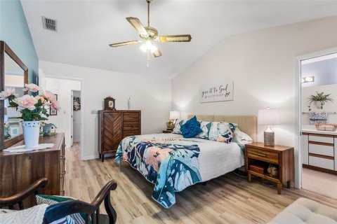 Villa ou maison à vendre à Haines City, Floride: 2 chambres, 149.39 m2 № 2139011 - photo 22