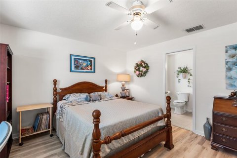Villa ou maison à vendre à Haines City, Floride: 2 chambres, 149.39 m2 № 2139011 - photo 29