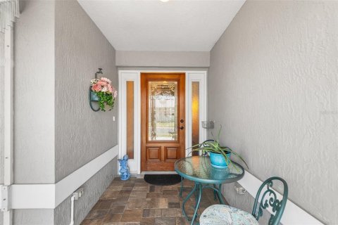 Villa ou maison à vendre à Haines City, Floride: 2 chambres, 149.39 m2 № 2139011 - photo 3