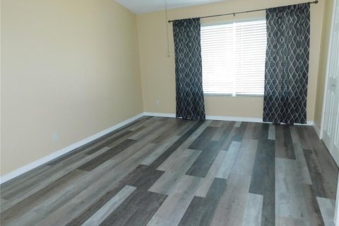 Townhouse in Oldsmar, Florida 2 bedrooms, 103.12 sq.m. № 2358562 - photo 11