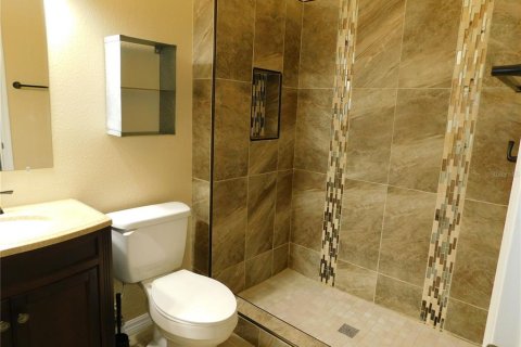 Townhouse in Oldsmar, Florida 2 bedrooms, 103.12 sq.m. № 2358562 - photo 12