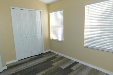 Townhouse in Oldsmar, Florida 2 bedrooms, 103.12 sq.m. № 2358562 - photo 14