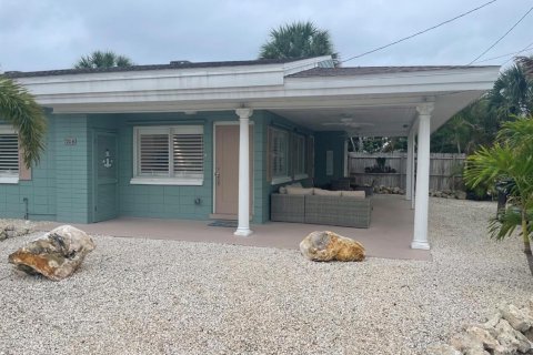 Apartment in Indian Rocks Beach, Florida 2 bedrooms, 69.49 sq.m. № 1653507 - photo 3