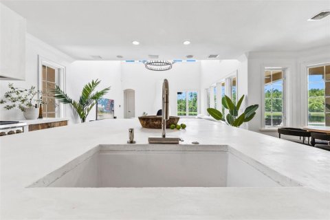 House in Celebration, Florida 6 bedrooms, 450.67 sq.m. № 1908952 - photo 12
