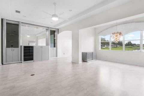 Condo in Sun City Center, Florida, 3 bedrooms  № 2309074 - photo 10