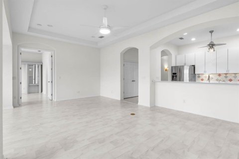 Condo in Sun City Center, Florida, 3 bedrooms  № 2309074 - photo 24