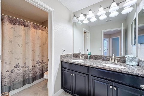 Villa ou maison à vendre à Wesley Chapel, Floride: 4 chambres, 241.36 m2 № 1608465 - photo 26