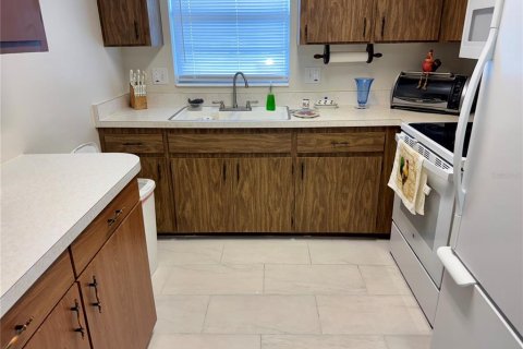 Copropriété à vendre à DeLand, Floride: 2 chambres, 90.95 m2 № 1876339 - photo 5