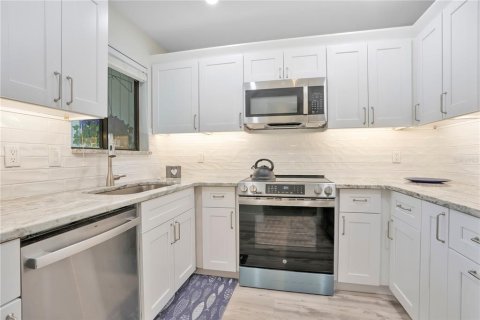 Copropriété à vendre à New Smyrna Beach, Floride: 2 chambres, 104.24 m2 № 2093287 - photo 5