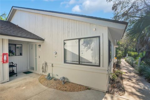 Copropriété à vendre à New Smyrna Beach, Floride: 2 chambres, 104.24 m2 № 2093287 - photo 2