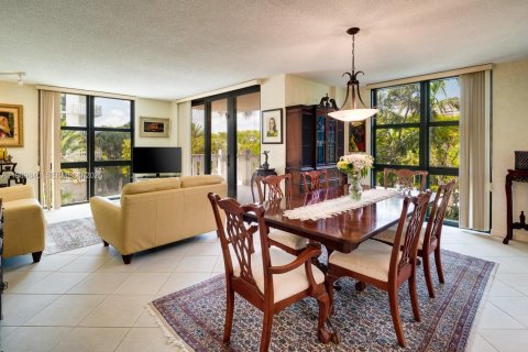 Condominio en venta en Key Biscayne, Florida, 3 dormitorios, 165.55 m2 № 2052104 - foto 14