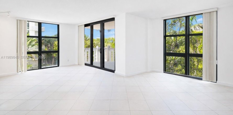 Condominio en Key Biscayne, Florida, 3 dormitorios  № 2052104