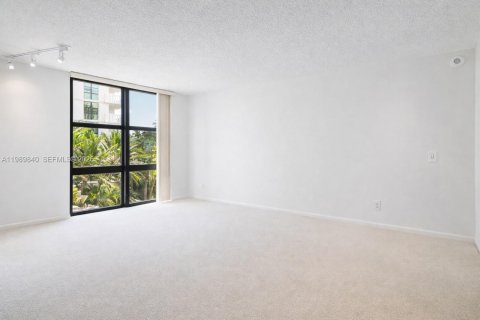 Condominio en venta en Key Biscayne, Florida, 3 dormitorios, 165.55 m2 № 2052104 - foto 10