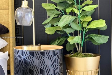 House in Dania Beach, Florida 4 bedrooms, 185.8 sq.m. № 1972005 - photo 17