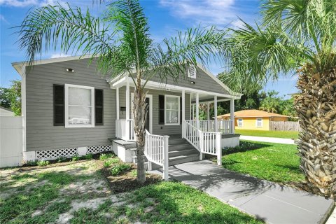 Villa ou maison à vendre à Tampa, Floride: 3 chambres, 109.62 m2 № 2415234 - photo 4