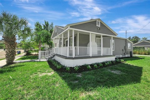 Villa ou maison à vendre à Tampa, Floride: 3 chambres, 109.62 m2 № 2415234 - photo 3