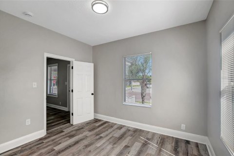 Villa ou maison à vendre à Tampa, Floride: 3 chambres, 109.62 m2 № 2415234 - photo 15