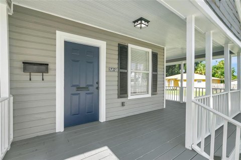 Villa ou maison à vendre à Tampa, Floride: 3 chambres, 109.62 m2 № 2415234 - photo 6