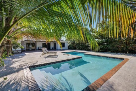 Casa en venta en Miami, Florida, 4 dormitorios, 243.4 m2 № 1482448 - foto 10