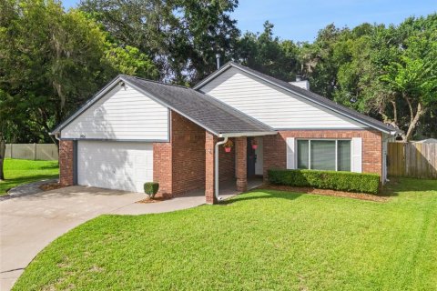 House in Winter Park, Florida 3 bedrooms, 155.43 sq.m. № 2157900 - photo 3