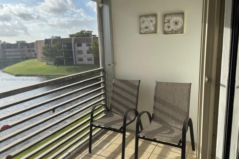 Купить кондоминиум в Санрайз, Флорида 2 спальни, 78.97м2, № 1849014 - фото 11
