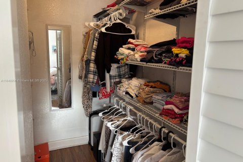 Купить кондоминиум в Санрайз, Флорида 2 спальни, 78.97м2, № 1849014 - фото 19