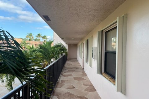 Купить кондоминиум в Санрайз, Флорида 2 спальни, 78.97м2, № 1849014 - фото 26