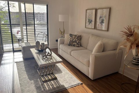 Купить кондоминиум в Санрайз, Флорида 2 спальни, 78.97м2, № 1849014 - фото 10