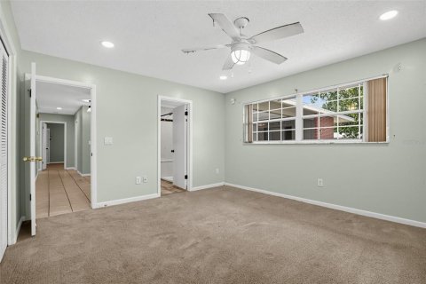 Casa en venta en Ocala, Florida, 3 dormitorios, 139.63 m2 № 2398931 - foto 4