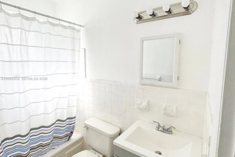 Propiedad comercial en venta en Miami Beach, Florida № 2168068 - foto 9