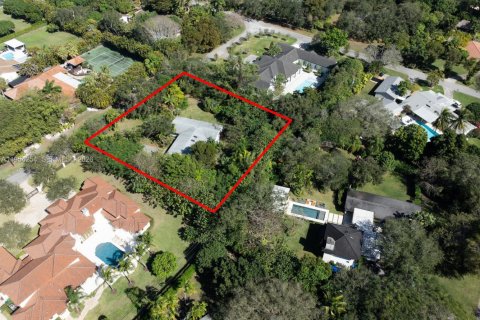 Casa en venta en Miami, Florida, 3 dormitorios, 175.77 m2 № 2008327 - foto 11