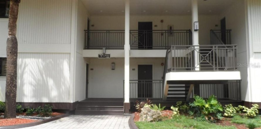 Condo in Wesley Chapel, Florida, 2 bedrooms № 1564477