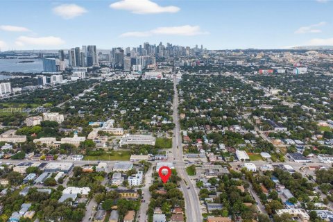 Купить коммерческую недвижимость в Майами, Флорида № 2020509 - фото 19