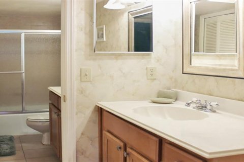 Copropriété à louer à Sarasota, Floride: 2 chambres, 89.09 m2 № 2298802 - photo 10