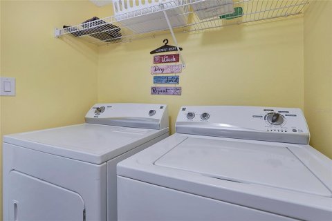 Купить таунхаус в Киссимми, Флорида 5 комнат, 119.94м2, № 1869800 - фото 24