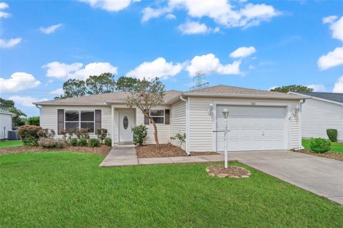 Villa ou maison à The Villages, Floride 3 chambres, 111.95 m2 № 2102081
